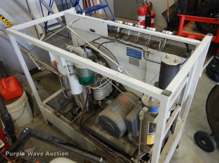 image for item ID9888 Bauer SCBA fill station and air compressor