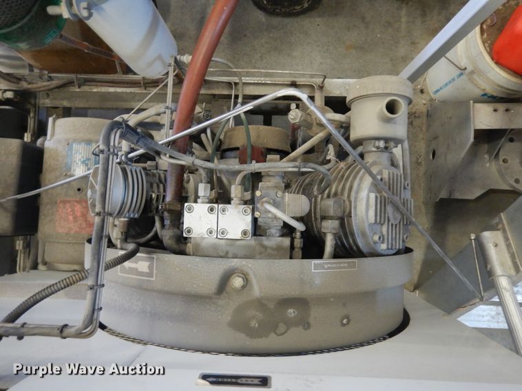 image for item ID9888 Bauer SCBA fill station and air compressor