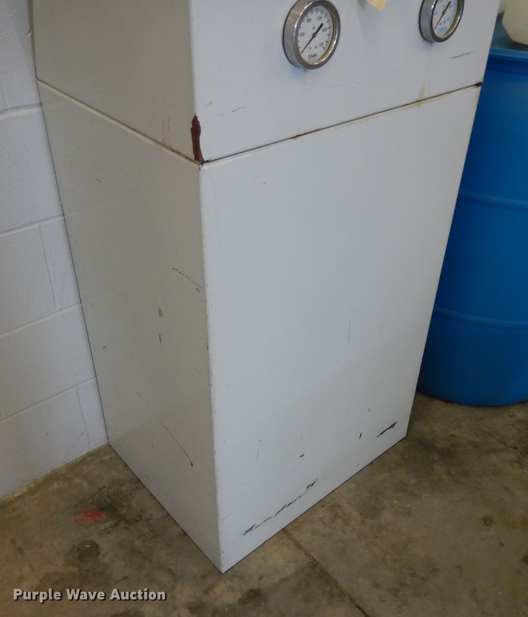 image for item ID9888 Bauer SCBA fill station and air compressor