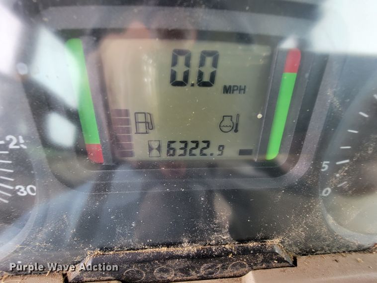 image for item IF9797 2007 John Deere 6415  tractor