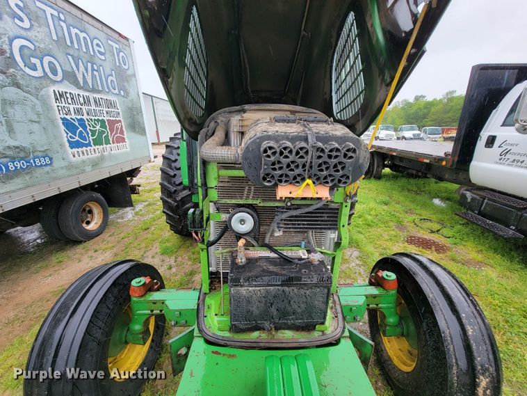 image for item IF9797 2007 John Deere 6415  tractor