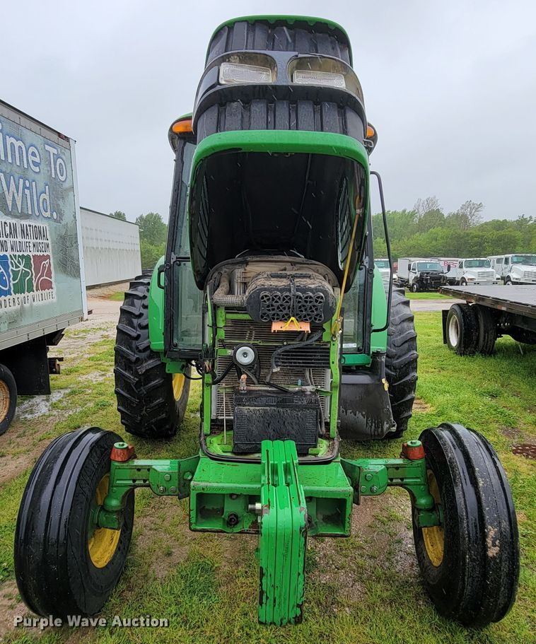 image for item IF9797 2007 John Deere 6415  tractor