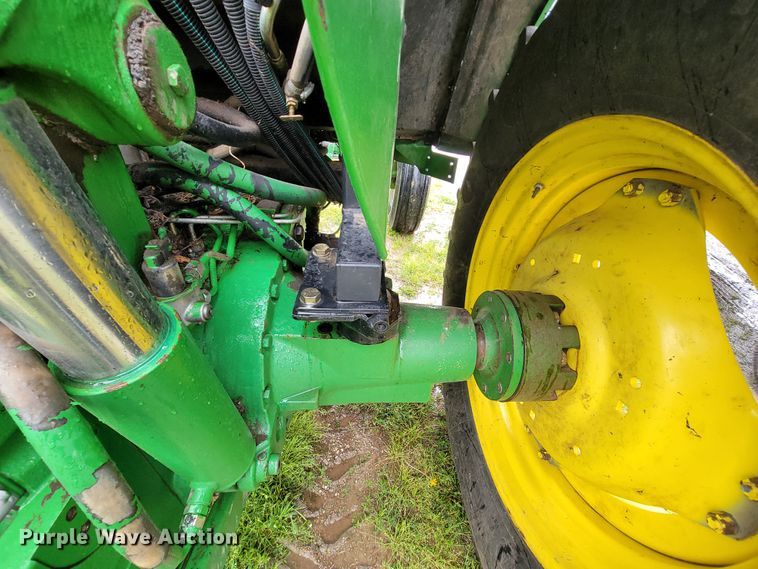 image for item IF9797 2007 John Deere 6415  tractor