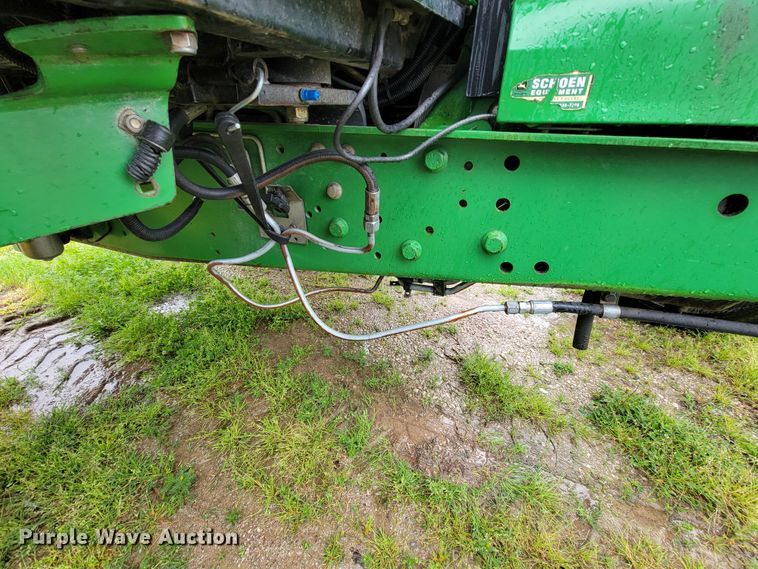 image for item IF9797 2007 John Deere 6415  tractor