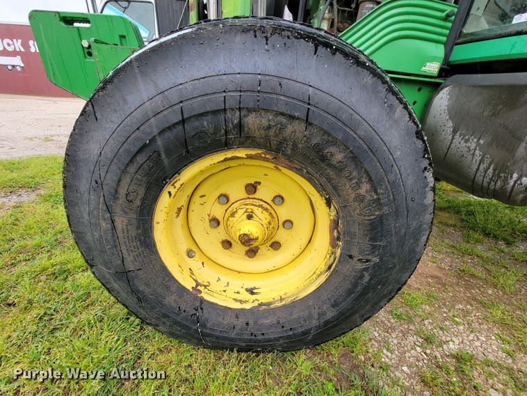 image for item IF9797 2007 John Deere 6415  tractor