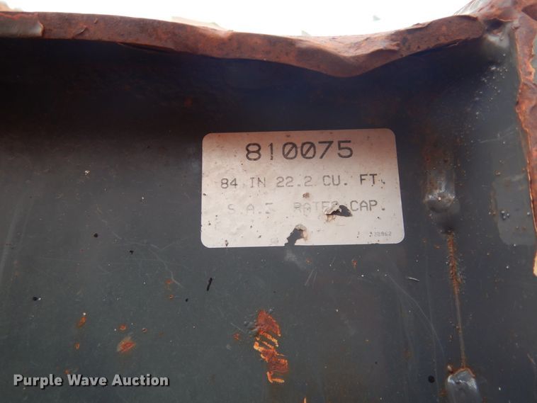 image for item IH9266 2004 Gehl SL7810  skid steer loader