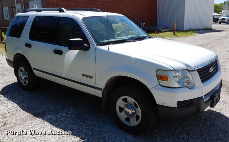 image for item IL9361 2006 Ford Explorer  SUV