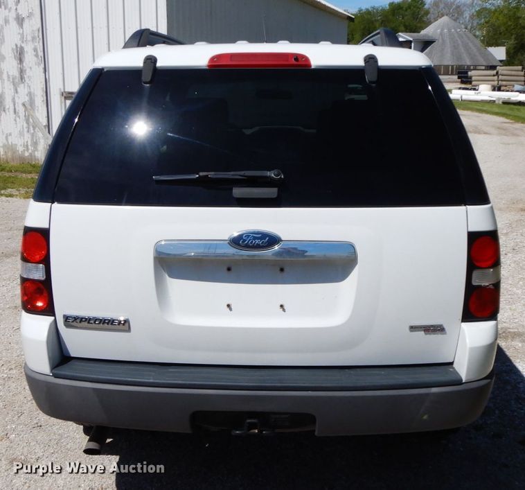 image for item IL9361 2006 Ford Explorer  SUV