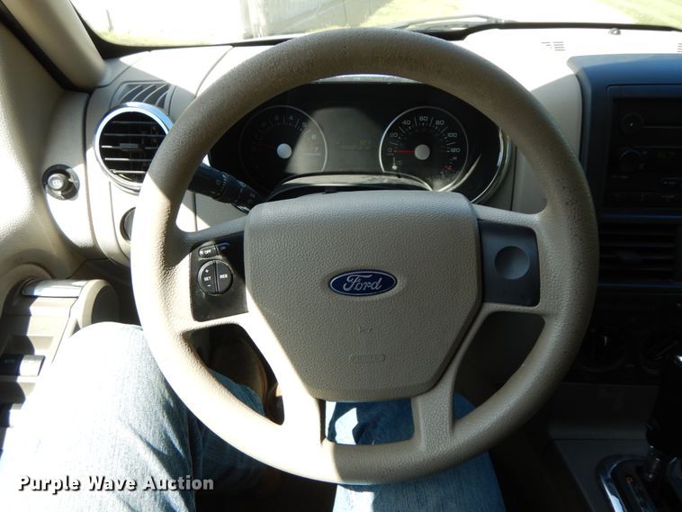 image for item IL9361 2006 Ford Explorer  SUV