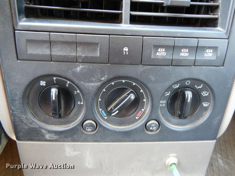 image for item IL9361 2006 Ford Explorer  SUV