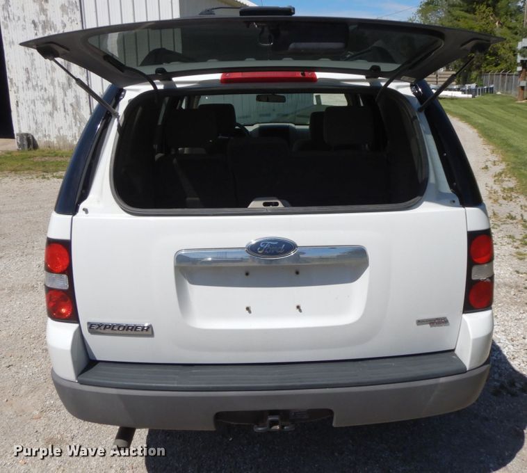 image for item IL9361 2006 Ford Explorer  SUV