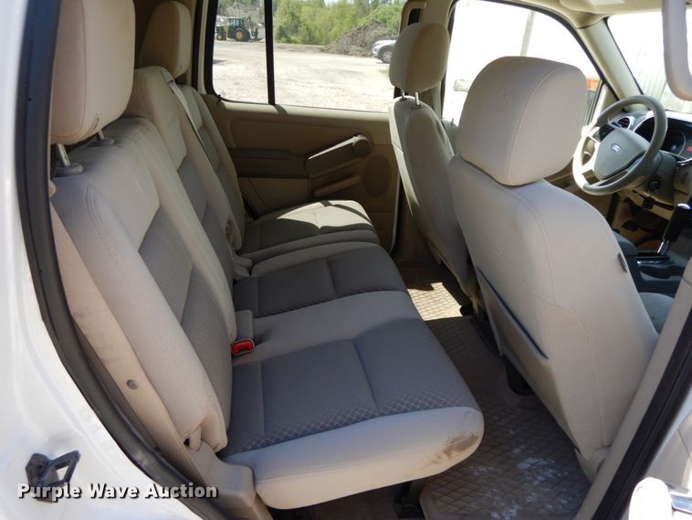 image for item IL9361 2006 Ford Explorer  SUV