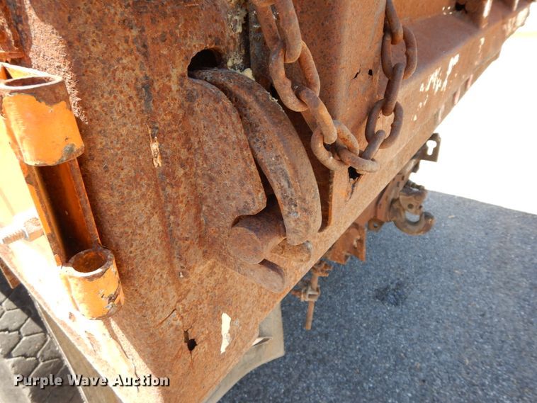 image for item IL9363 1989 International 1954  dump truck