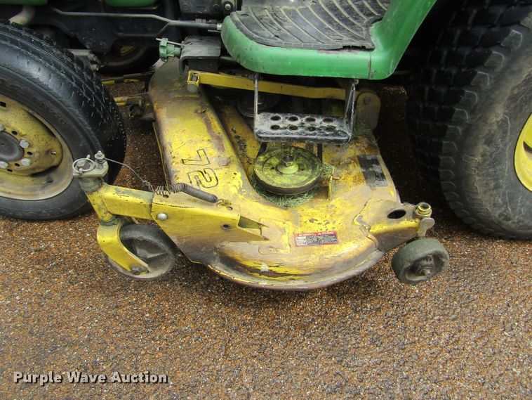 image for item IL9375 1999 John Deere 4300  tractor