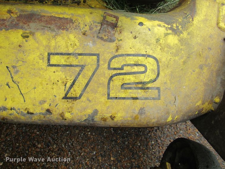 image for item IL9375 1999 John Deere 4300  tractor