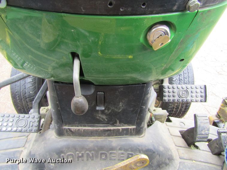 image for item IL9375 1999 John Deere 4300  tractor