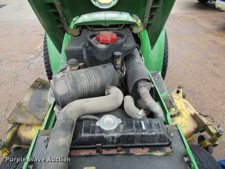 image for item IL9375 1999 John Deere 4300  tractor