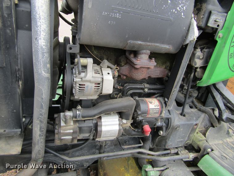 image for item IL9375 1999 John Deere 4300  tractor