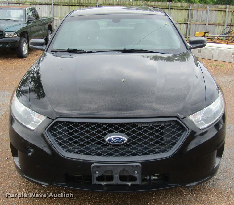 image for item IL9376 2013 Ford Taurus Police