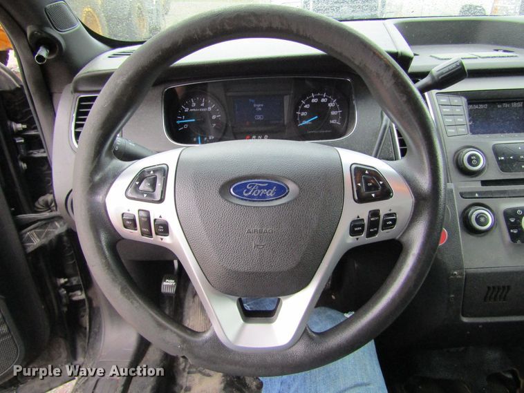 image for item IL9376 2013 Ford Taurus Police