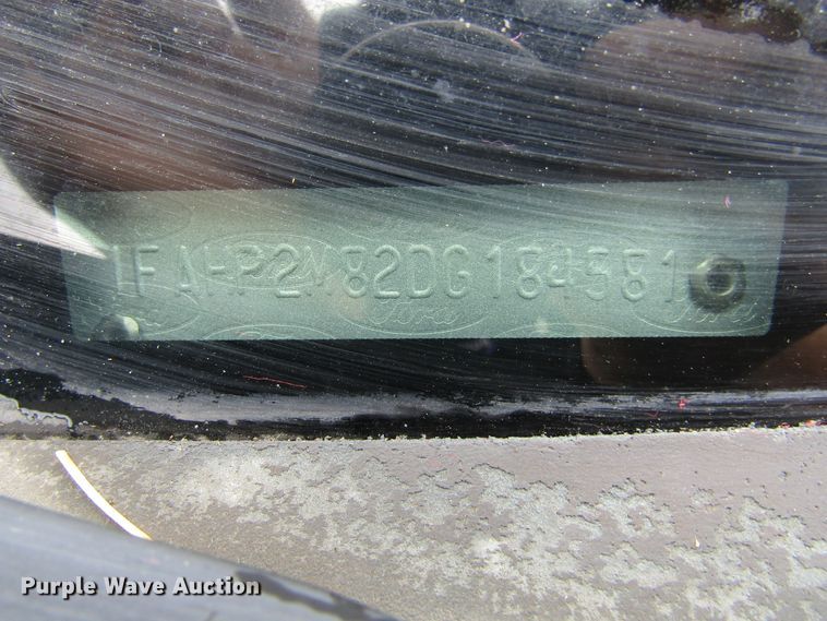 image for item IL9376 2013 Ford Taurus Police