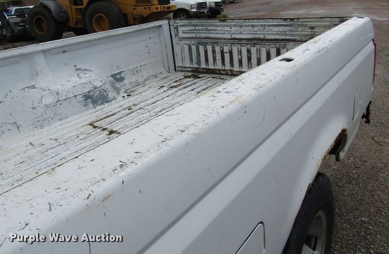 image for item IL9378 1993 Ford F150  pickup truck