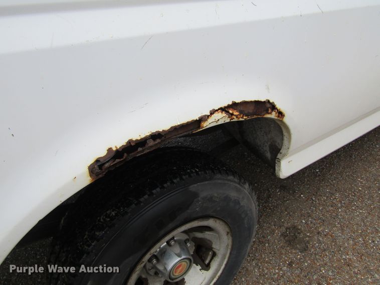 image for item IL9378 1993 Ford F150  pickup truck