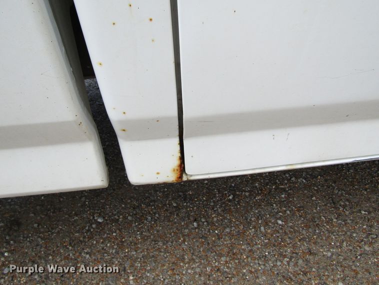 image for item IL9378 1993 Ford F150  pickup truck