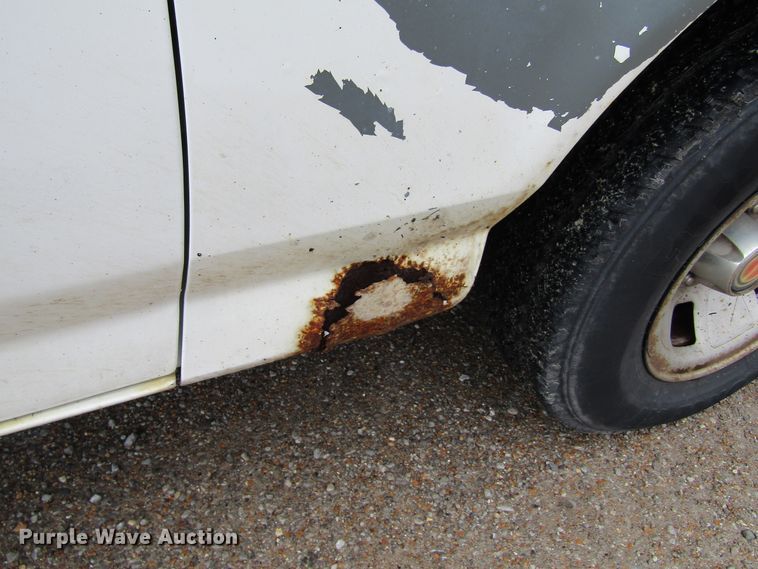 image for item IL9378 1993 Ford F150  pickup truck