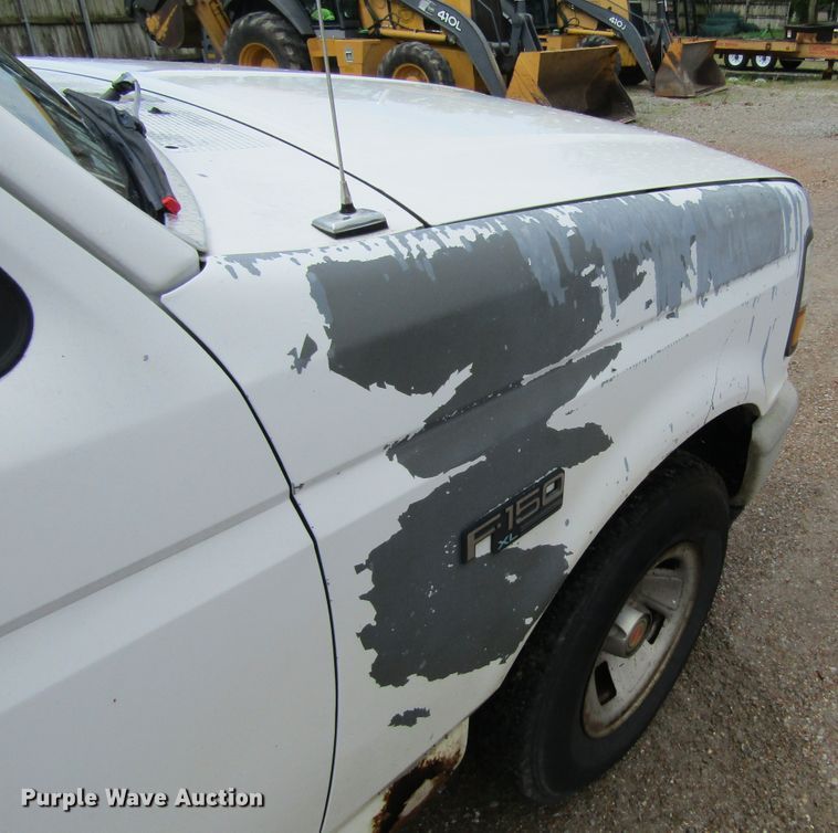 image for item IL9378 1993 Ford F150  pickup truck