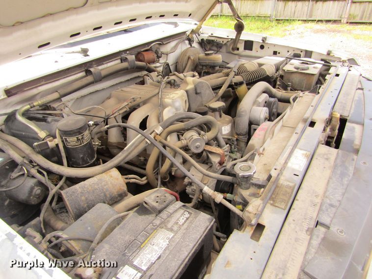 image for item IL9378 1993 Ford F150  pickup truck