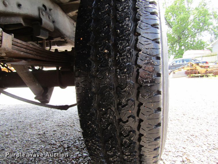 image for item IL9378 1993 Ford F150  pickup truck