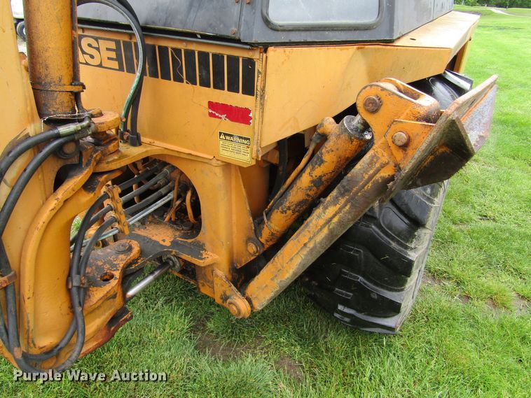 image for item IL9380 1982 Case 480D  backhoe