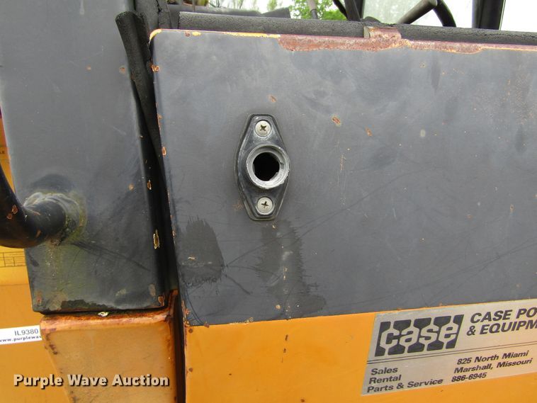image for item IL9380 1982 Case 480D  backhoe