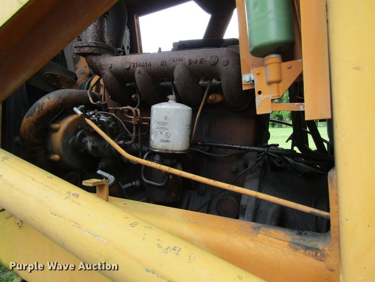 image for item IL9380 1982 Case 480D  backhoe