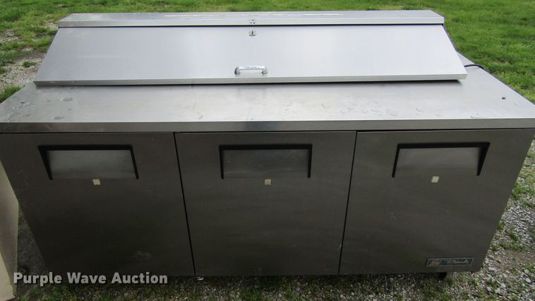 image for item IL9383 Ice machine and cooler