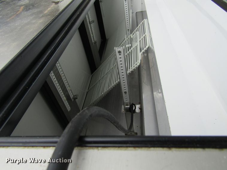 image for item IL9383 Ice machine and cooler