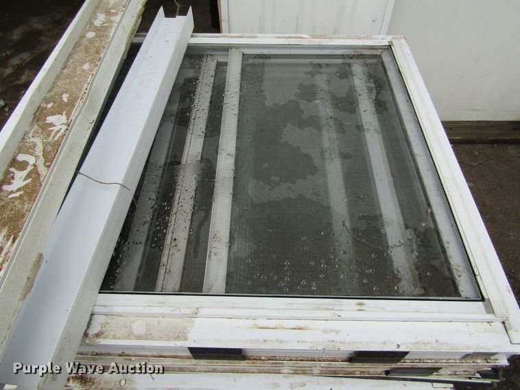 image for item IL9384 (6) windows