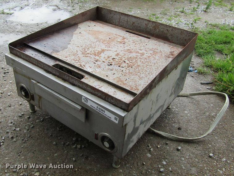 image for item IL9385 Flat top grill