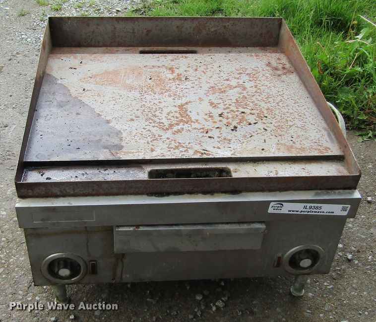 image for item IL9385 Flat top grill