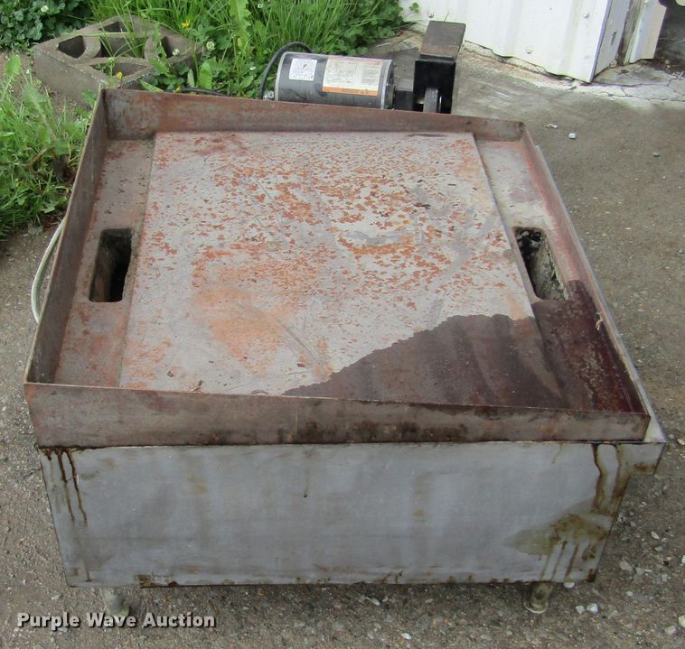 image for item IL9385 Flat top grill