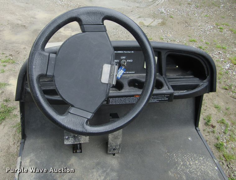 image for item IL9386 Columbia  golf cart