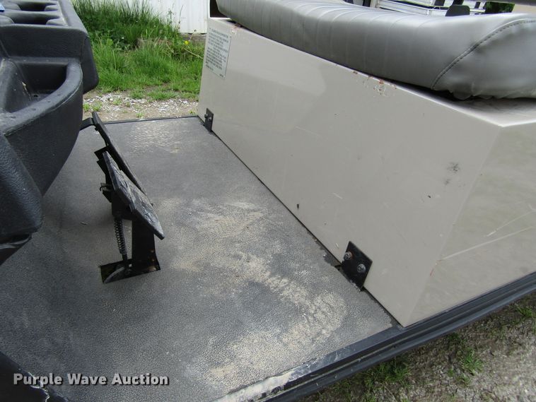 image for item IL9386 Columbia  golf cart