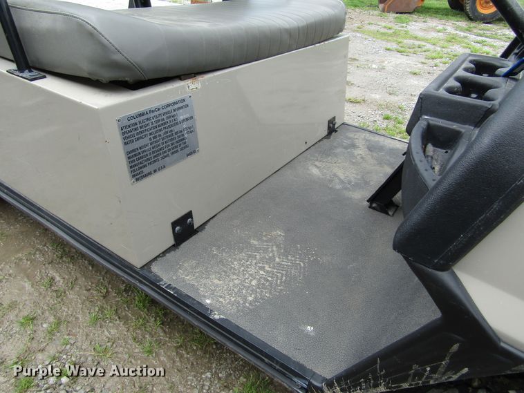 image for item IL9386 Columbia  golf cart