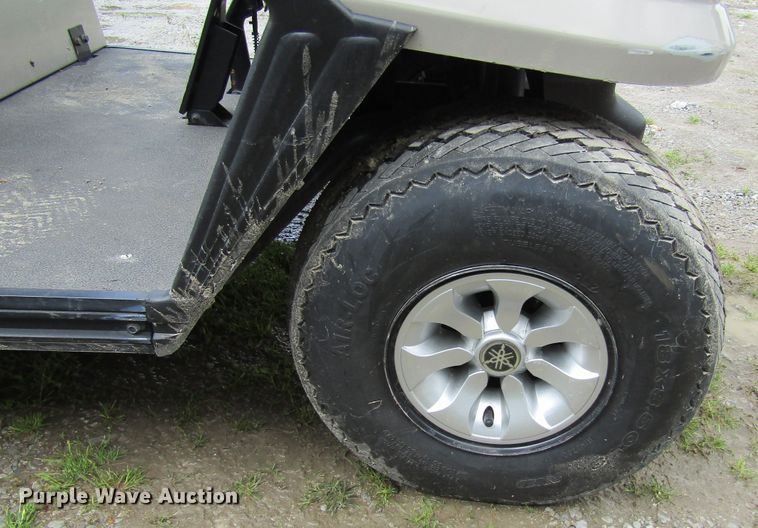 image for item IL9386 Columbia  golf cart