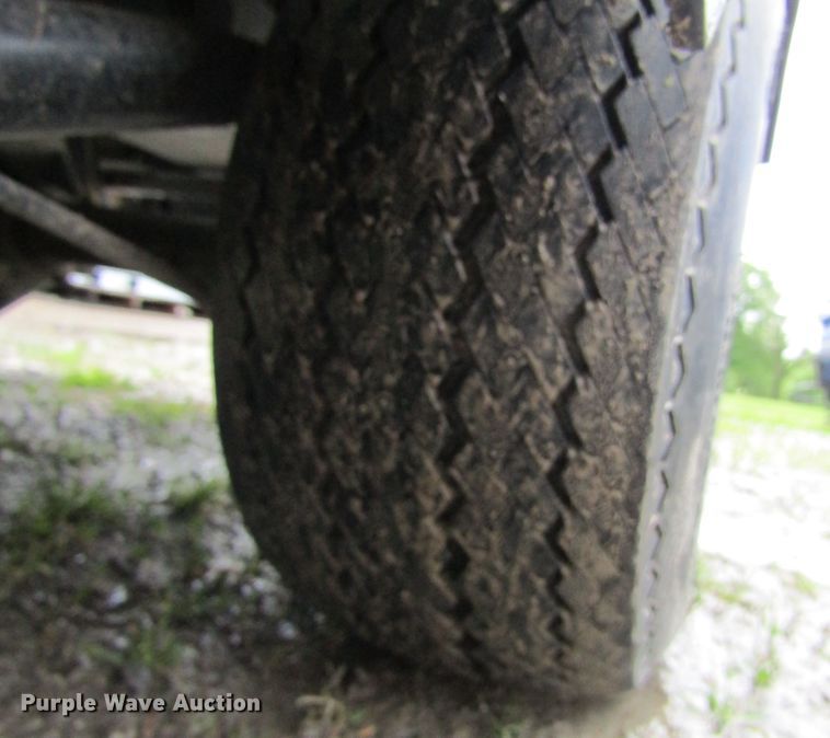 image for item IL9386 Columbia  golf cart