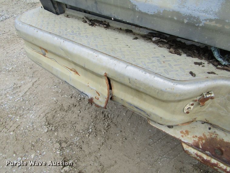 image for item IL9407 1992 Dodge Ram 150  pickup truck