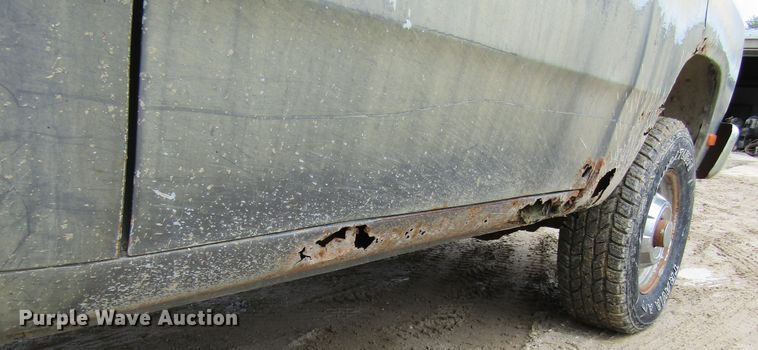 image for item IL9407 1992 Dodge Ram 150  pickup truck