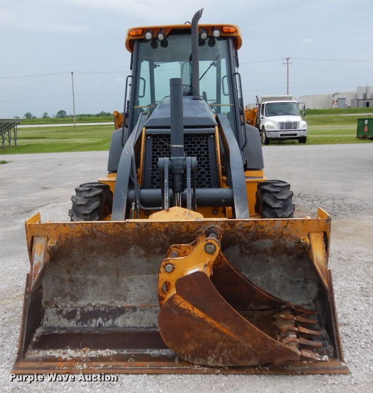 image for item IL9429 2011 John Deere 310SJ  backhoe