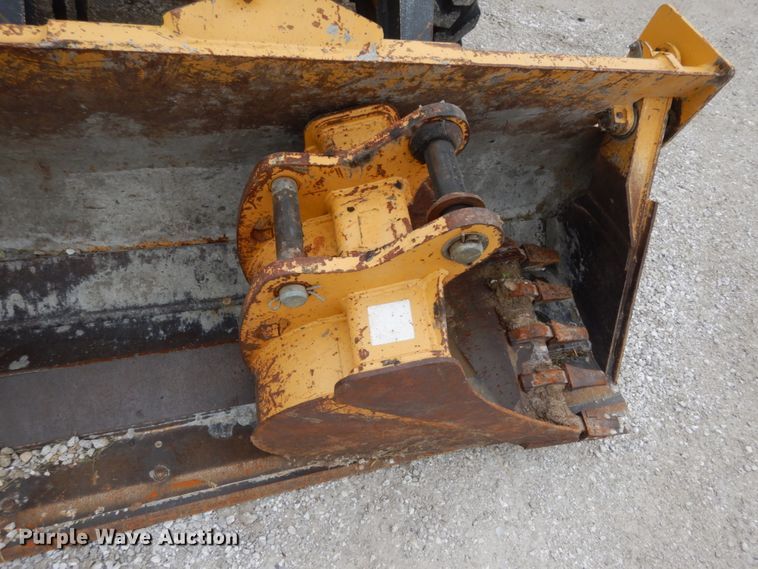 image for item IL9429 2011 John Deere 310SJ  backhoe